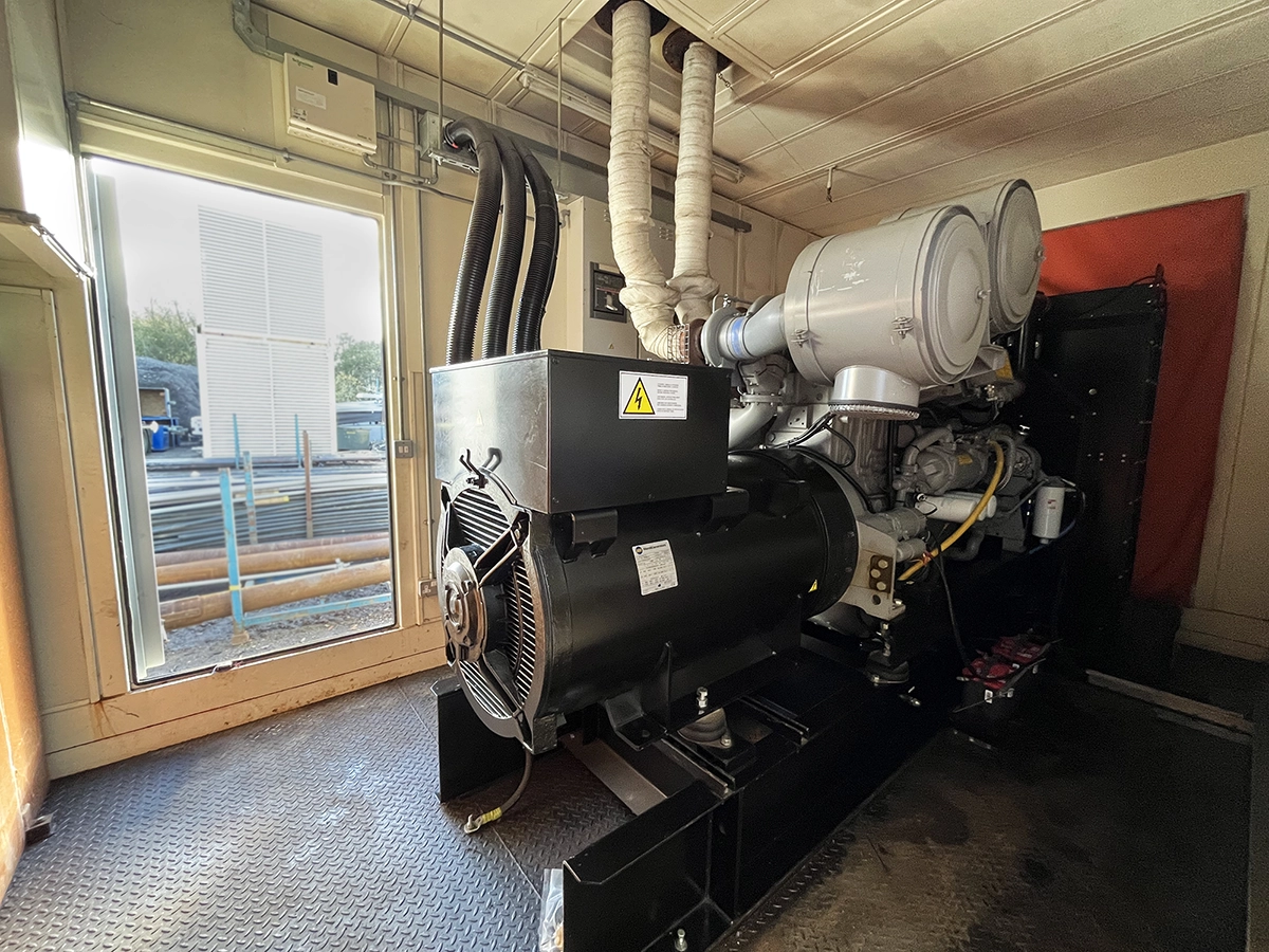 Used Perkins 880kVA Diesel Generator