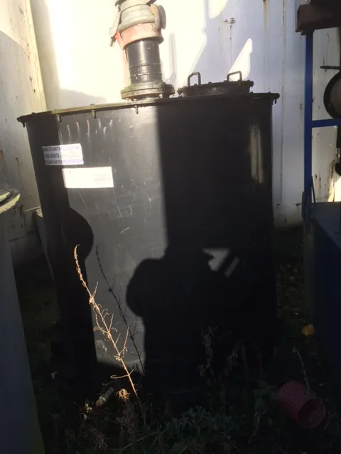 1,000 Litre Carbon Tank