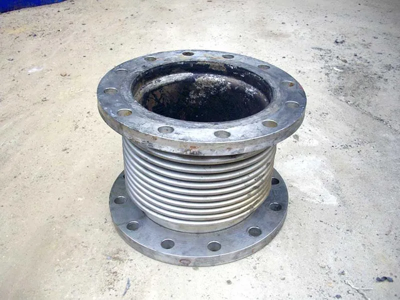 100 - 250mm Flanged (PN16) Stainless Steel Bellows